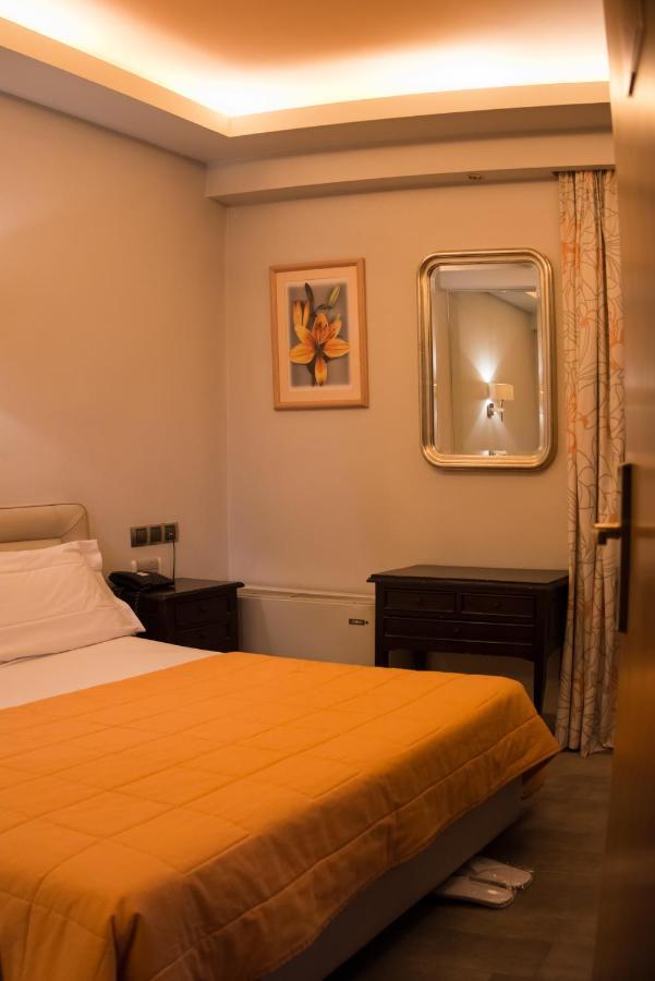 Hotel Maroussi Афіни Екстер'єр фото